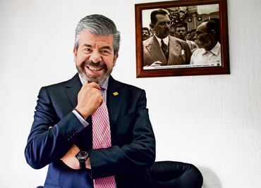 Denuncia de delegado son patadas de ahogado: Flores