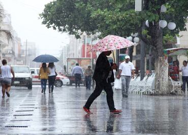 Reportan intensas lluvias en Quintana Roo