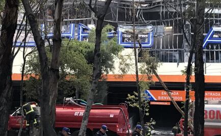 Suspenden clases en dos escuelas por incendio en supermercado en GAM