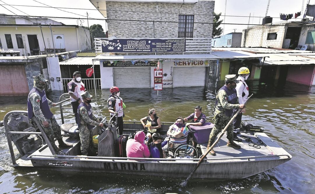 La gente quiere al Ejército por su labor social: expertos