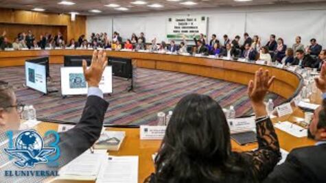 Diputados avalan Reforma Educativa en comisiones; dejan fuera control de plazas