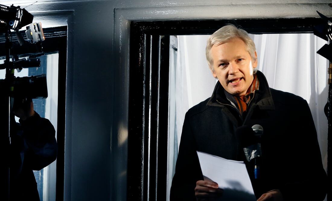 Los primeros en conocer cómo se lleva a cabo el espionaje serán los fabricantes