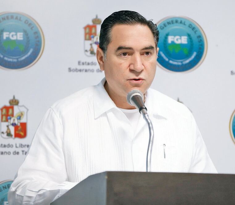 Investigación. El fiscal Fernando Valenzuela Pernas explicó que se recopilaron más de 500 horas de videos de la zona del crimen para su análisis (ARCHIVO EL UNIVERSAL)