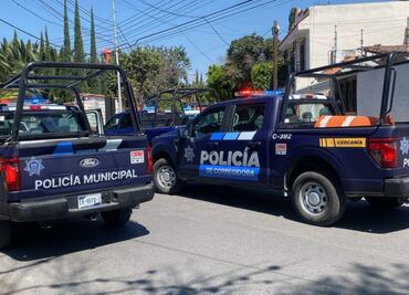 Detienen a una joven tras disparar y asesinar a su madre en Querétaro; su hermano también fue atacado