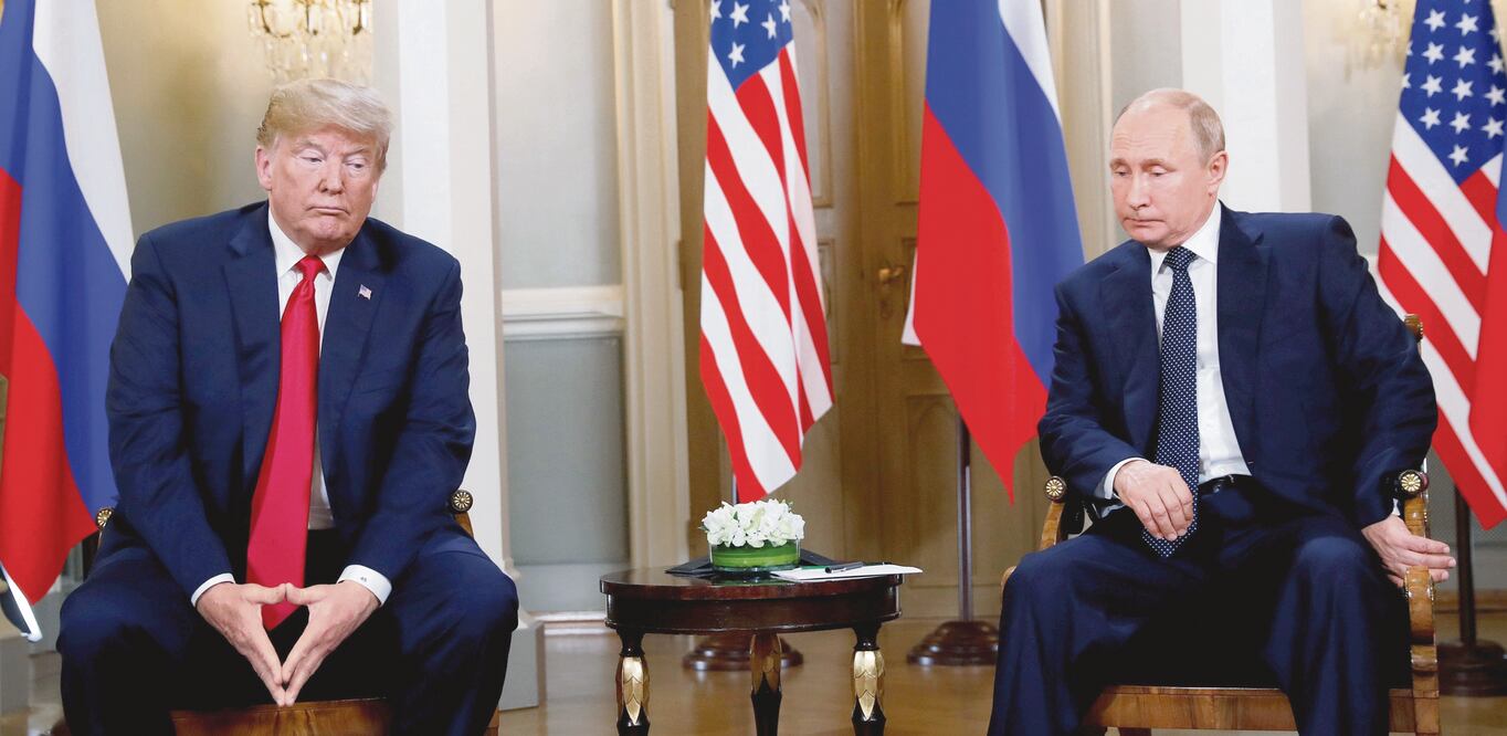 El presidente de Estados Unidos, Donald Trump, durante su encuentro con el mandatario ruso, Vladimir Putin, en Helsinki, Finlandia, el 16 de julio de 2018. (ARCHIVO. REUTERS)