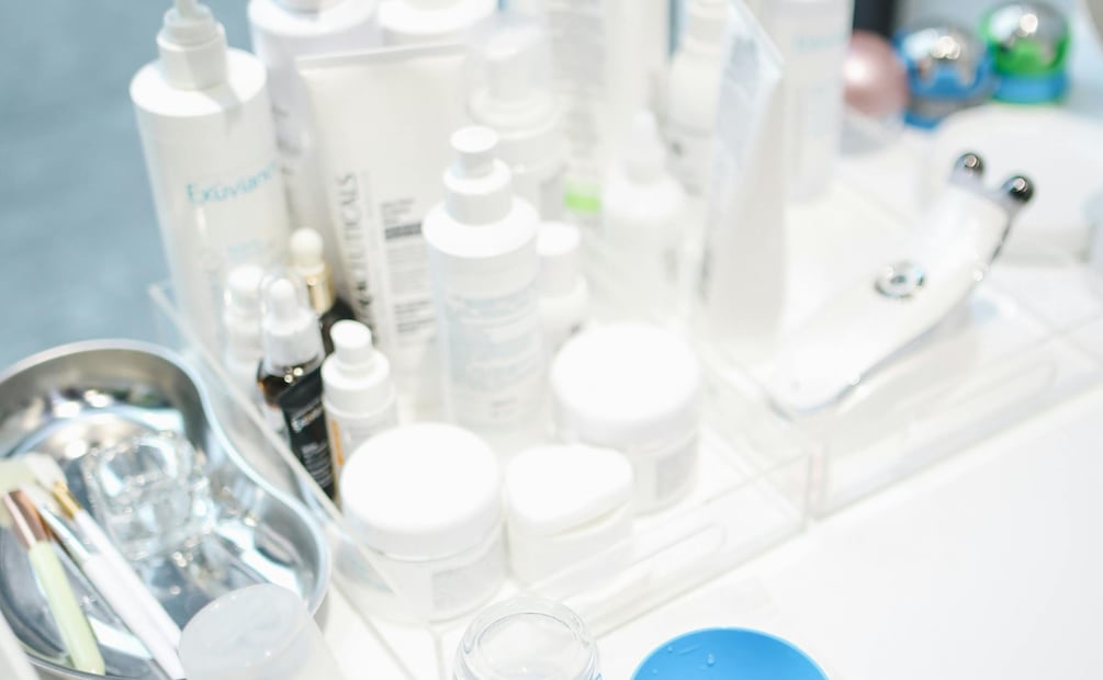 La hidratación profunda ayuda a devolver elasticidad. Foto: Pexles