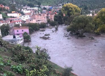 Reportan primeros daños por desbordamiento de la presa San Aparicio en Zacatecas