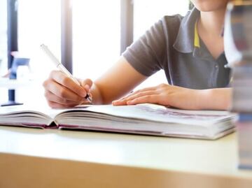 La ciencia derriba el mito de que cuánto más sabemos más inteligentes somos