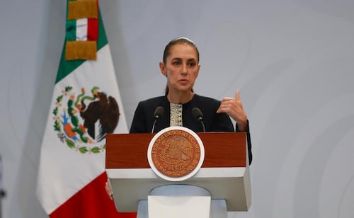 Sheinbaum: en caso Dafne Zapata, investigación corresponde a Fiscalía de Tamaulipas; campamentos no dependen de la Defensa, dice