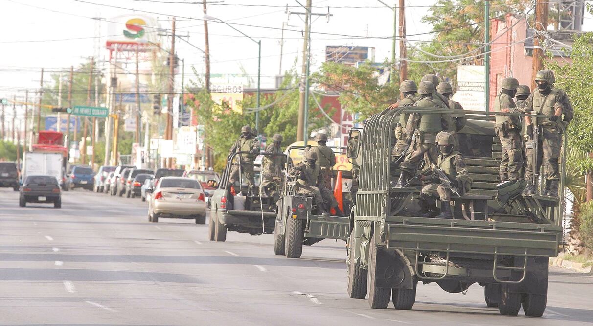 El despliegue de las Fuerzas Armadas en tareas de seguridad pública será apegado al total respeto a los derechos humanos, indica el decreto que autoriza esta disposición. Foto: ARCHIVO EL UNIVERSAL