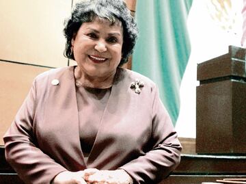 Carmen Salinas está con Hillary Clinton