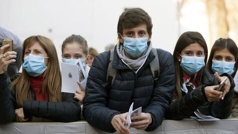 Los datos que muestran que los jóvenes también pueden sufrir Covid-19