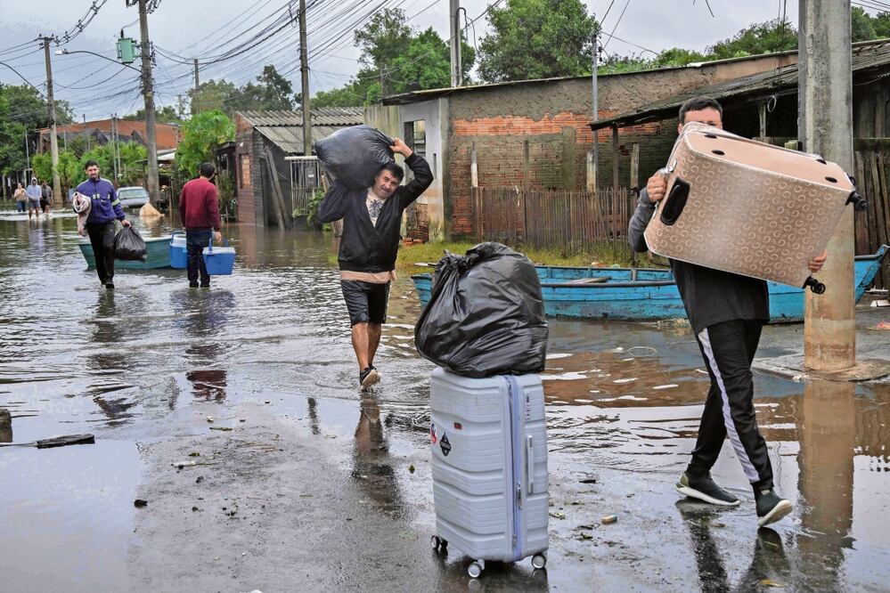 Además de las fuertes precipitaciones, las condiciones de la ciudad, con desagües taponados y suelos saturados, favorecieron la acumulación de agua. Foto: Archivo/El Universal