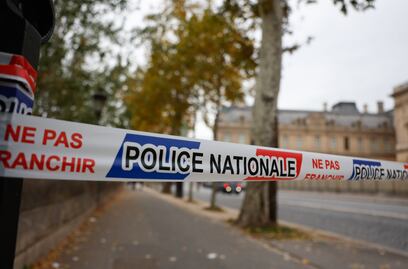 Cuatro ladrones del Louvre se llevaron ocho joyas de las nueve que robaron inicialmente