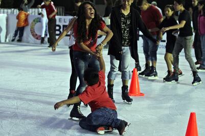 Delegación Benito Juárez invita a disfrutar pista de hielo