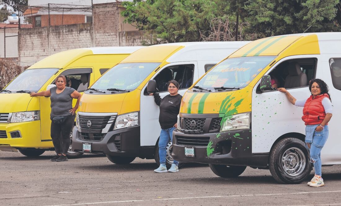 El programa Mujeres al volante ha capacitado a 195 operadoras de transporte público. Foto: de LUIS CAMACHO. EL UNIVERSAL