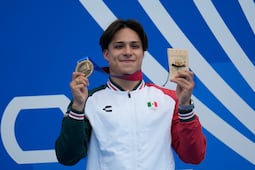 La medalla que le faltaba: Osmar Olvera por fin conquista el oro que perseguía