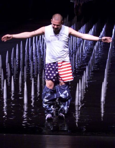 McQueen, a ocho años sin el 'hooligan de la moda'