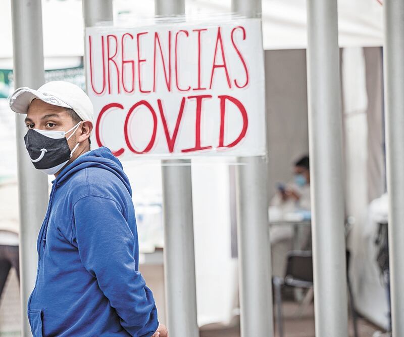 El alza de contagios y las medidas para frenarlos a fin de año frenaron la recuperación. Foto: ARCHIVO EL UNIVERSAL