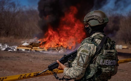 Destruyen toneladas de droga y maquinitas decomisadas en Sinaloa; Rubén Rocha Moya asegura que estrategia de seguridad ha dado resultados