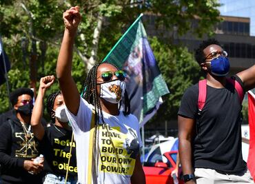 Ciudades de EU claman por una reforma policial en el aniversario de la muerte de George Floyd