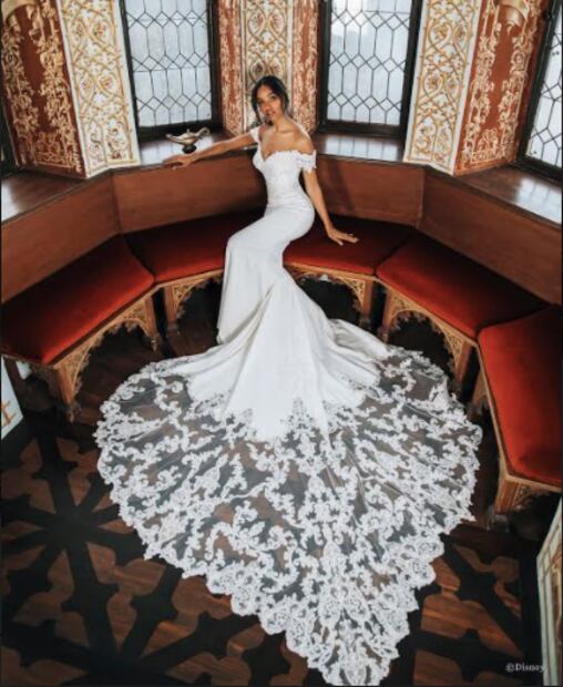 Llega a México la colección de vestidos de novia de Disney