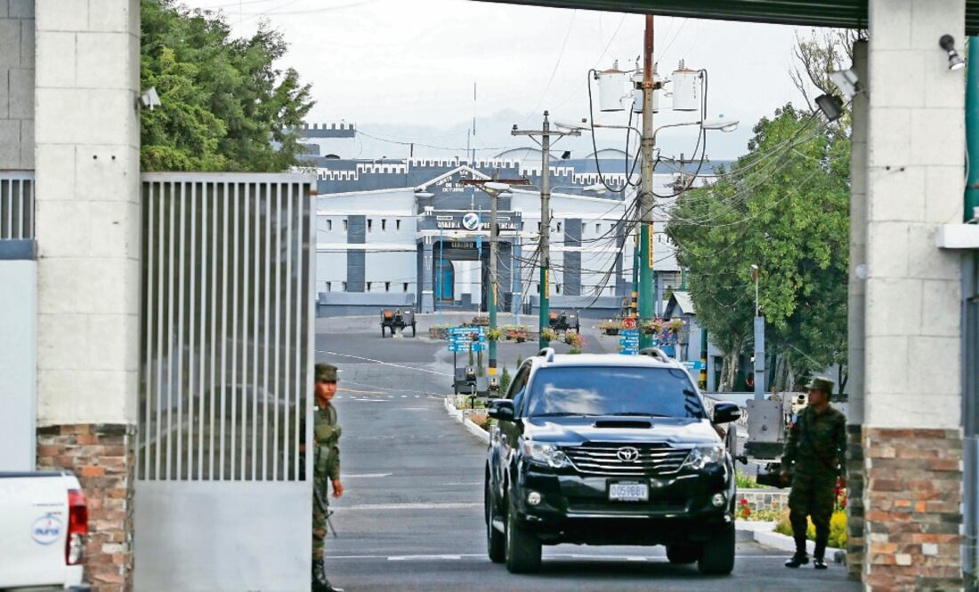 Desde una prisión en Guatemala, Javier Duarte iniciará el proceso para que se le juzgue en México por los presuntos delitos de delincuencia organizada y operaciones con recursos de procedencia ilícita. (LUIS CORTÉS. EL UNIVERSAL)