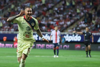 América vuelve a derrotar a las Chivas, ahora en la Liga