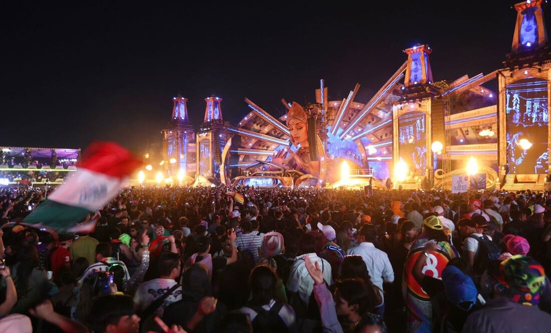 El festival cerrará la noche con el uso de fuegos artificiales. Foto: Berenice Fregoso/ EL UNIVERSAL