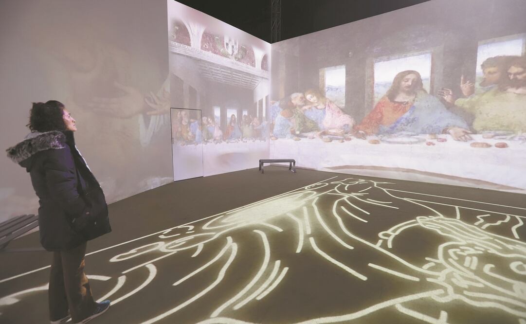 La muestra ofrece experiencia inmersiva con proyecciones de 360 grados en muros y piso, y sonido envolvente. Foto: BERENICE FREGOSO. EL UNIVERSAL