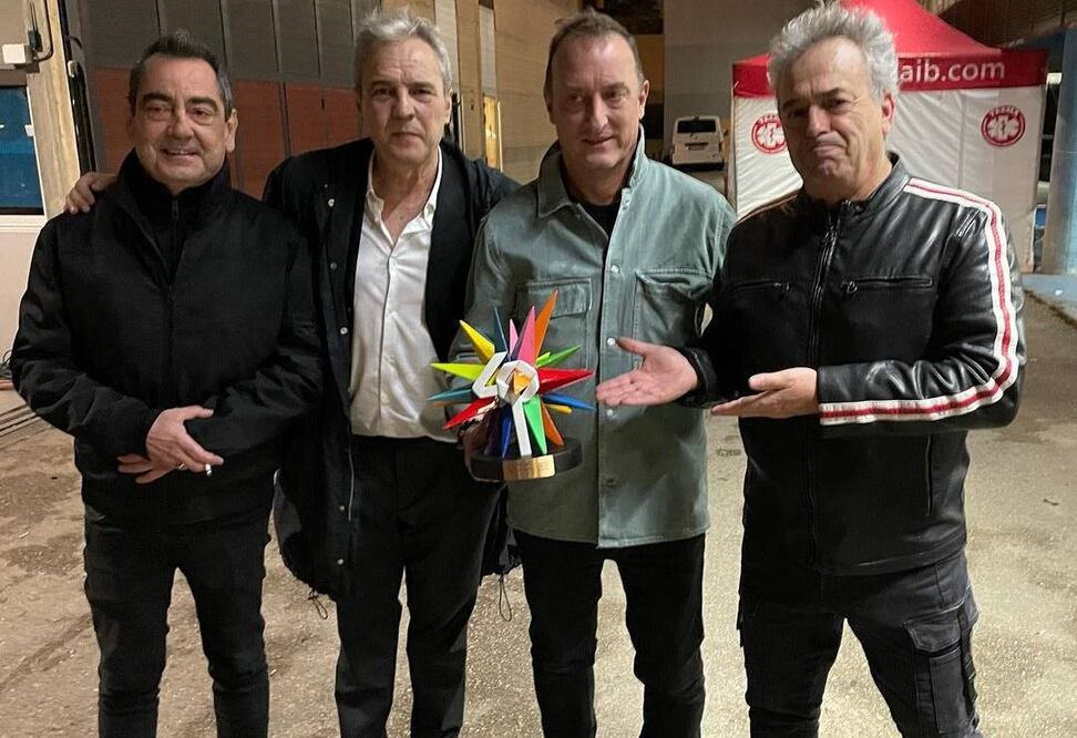 Hombre G defiende la rebeldía de los reggaetoneros