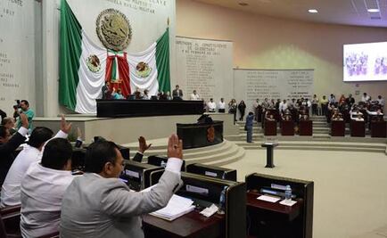 Se quedan sin quincena empleados del Congreso de Veracruz
