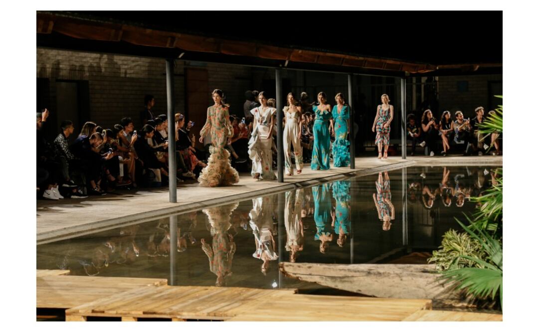Pasarela de Carlo Carrizosa, Andrés Pajón y Johanna Ortiz en Colombiamoda 2016.