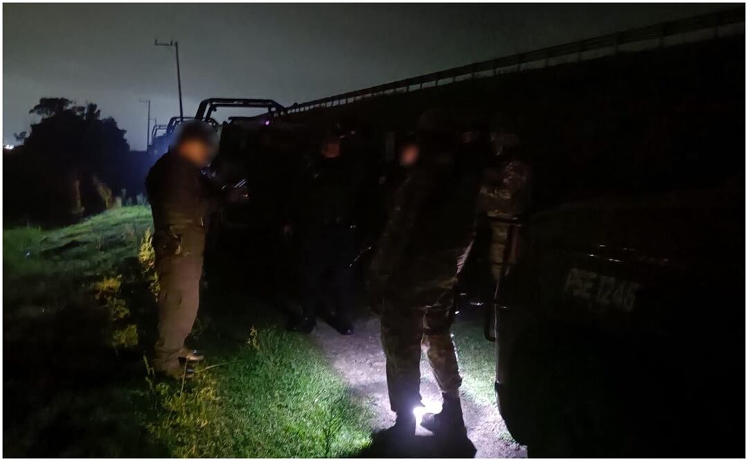 Elementos de la Secretaría de Seguridad del Estado de México y de la Secretaría de la Defensa Nacional encuentran otra toma clandestina de hidrocarburo en Huehuetoca, Edomex. Foto: Especial