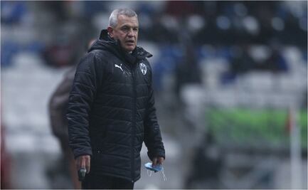 Javier Aguirre, entre reventadores y reporfans