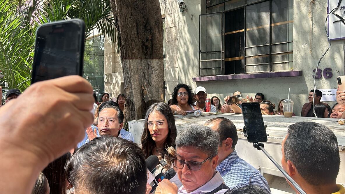 La candidata por la coalición “Va x México” Alessandra Rojo de la Vega exigió a las autoridades electorales le sea entregada la constancia del triunfo en la alcaldía Cuauhtémoc. (Foto: Iván Montaño)
