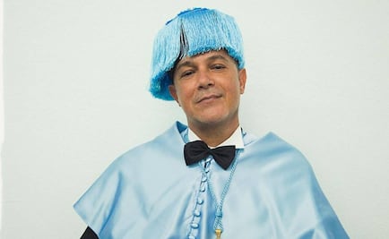 Alejandro Sanz recibe doctorado honoris causa y lo dedica a "la alegría"