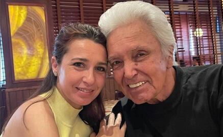 Alberto Vázquez presume fotos de su boda: su esposa es 43 años menor que él