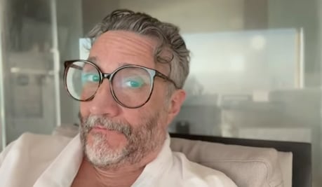 Expectativa y música en el Zócalo, fans de Fito Páez se relajan antes del show