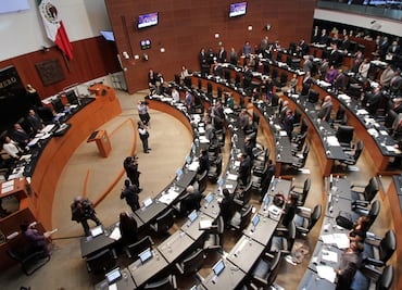 Inicia credencialización de senadores electos