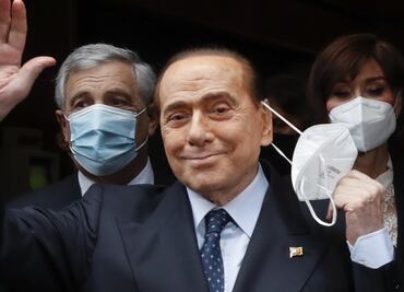 Berlusconi rcia a su candidatura a la presidencia italiana