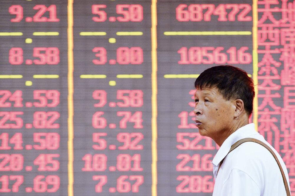 Las ganancias bursátiles en el mundo fueron propiciadas por la perspectiva de mayores estímulos monetarios por parte del Banco Popular de China (REUTERS)