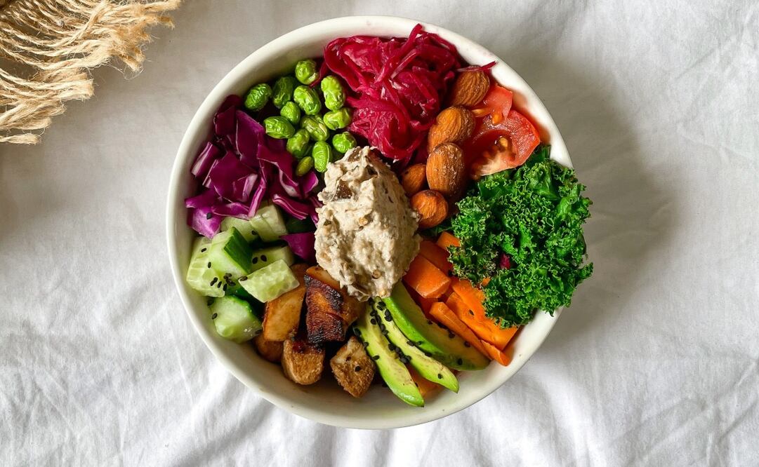 Comer de manera equilibrada es la clave para tener una buena salud. Imagen: Unsplash