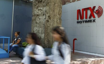 Trabajadores de Notimex instalan plantón en acceso a Palacio Nacional