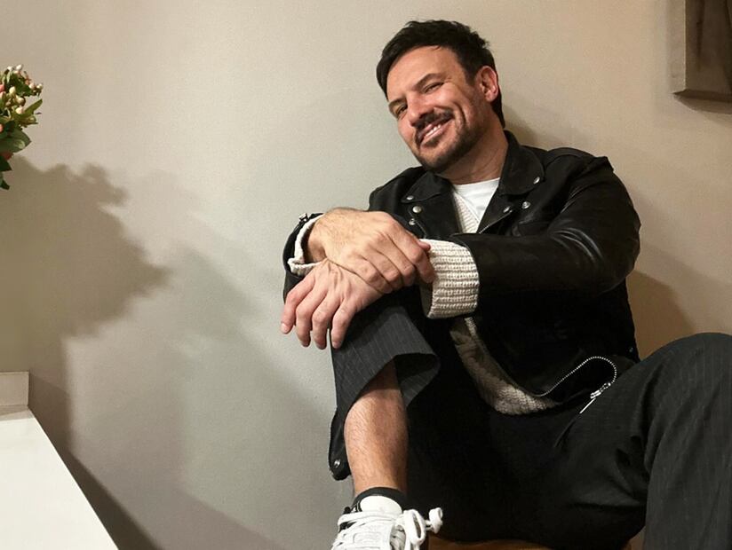 Alex de la Madrid recibió una gran sorpresa por su cumpleaños 47.
Foto: Instagram