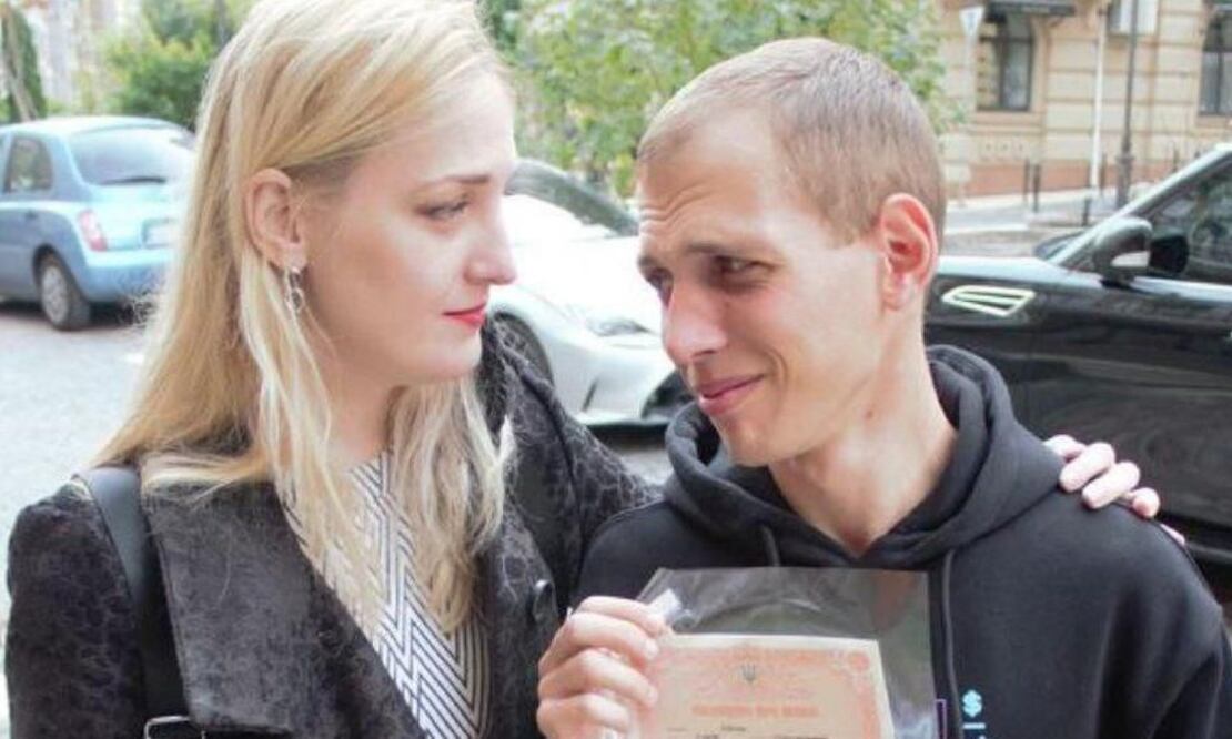 "Quería volver a ella": el soldado ucraniano amputado y ciego que se mantuvo vivo gracias a la voz de su esposa. Foto: Distribución BBC