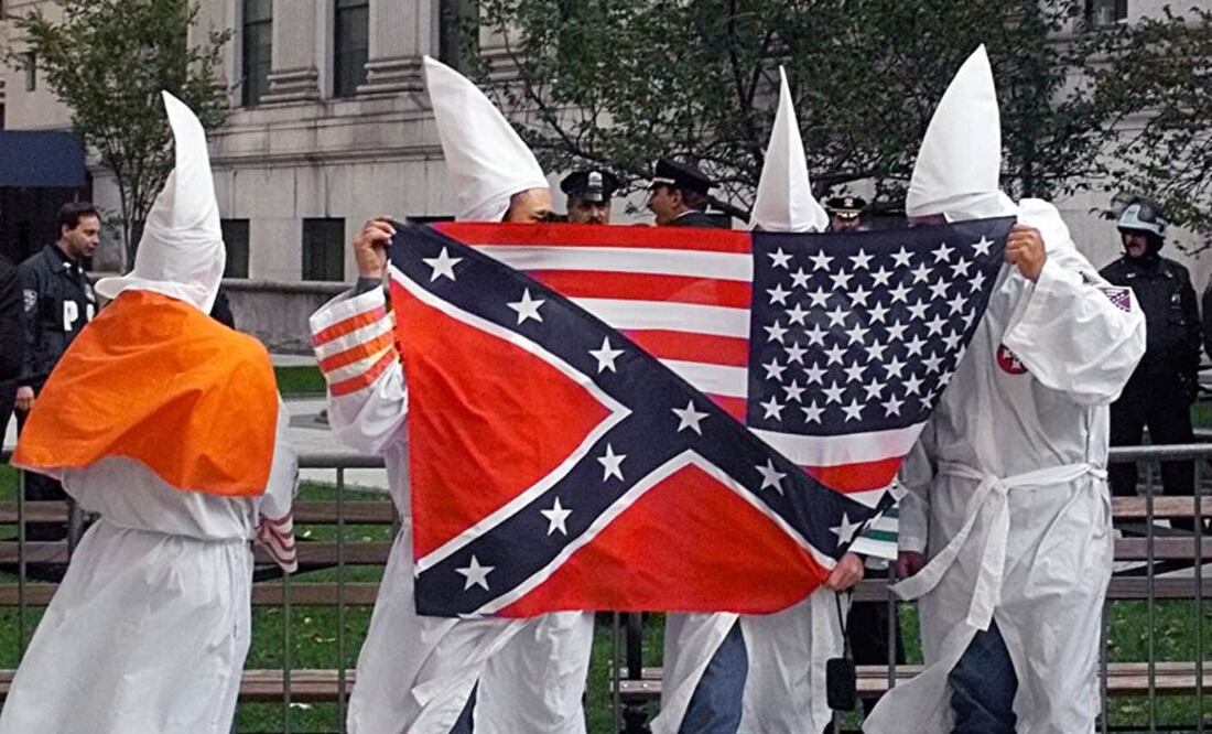 Ku Klux Klan convoca a defender la bandera confederada
