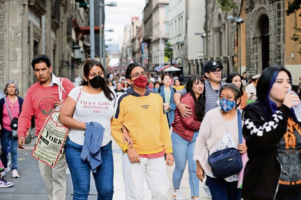 Ante el aumento de casos por Covid-19, autoridades médicas recomiendan a la población continuar con los cuidados de higiene y protección. Foto: Diego Simón / El Universal
