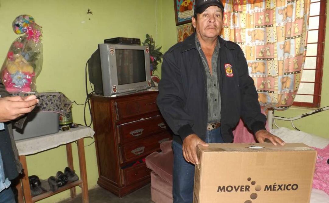 De acuerdo con datos de la SCT, la logística de entrega de televisores digitales aumentará su ritmo, para llegar a 60 mil equipos diarios. Foto: Archivo