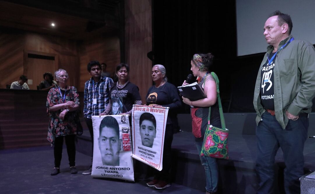 Imagen de la presentación del documental "Ayotzinapa, a paso de tortuga", el cual recibió apoyo de Fidecine para su realización. Foto: Archivo El Universal
